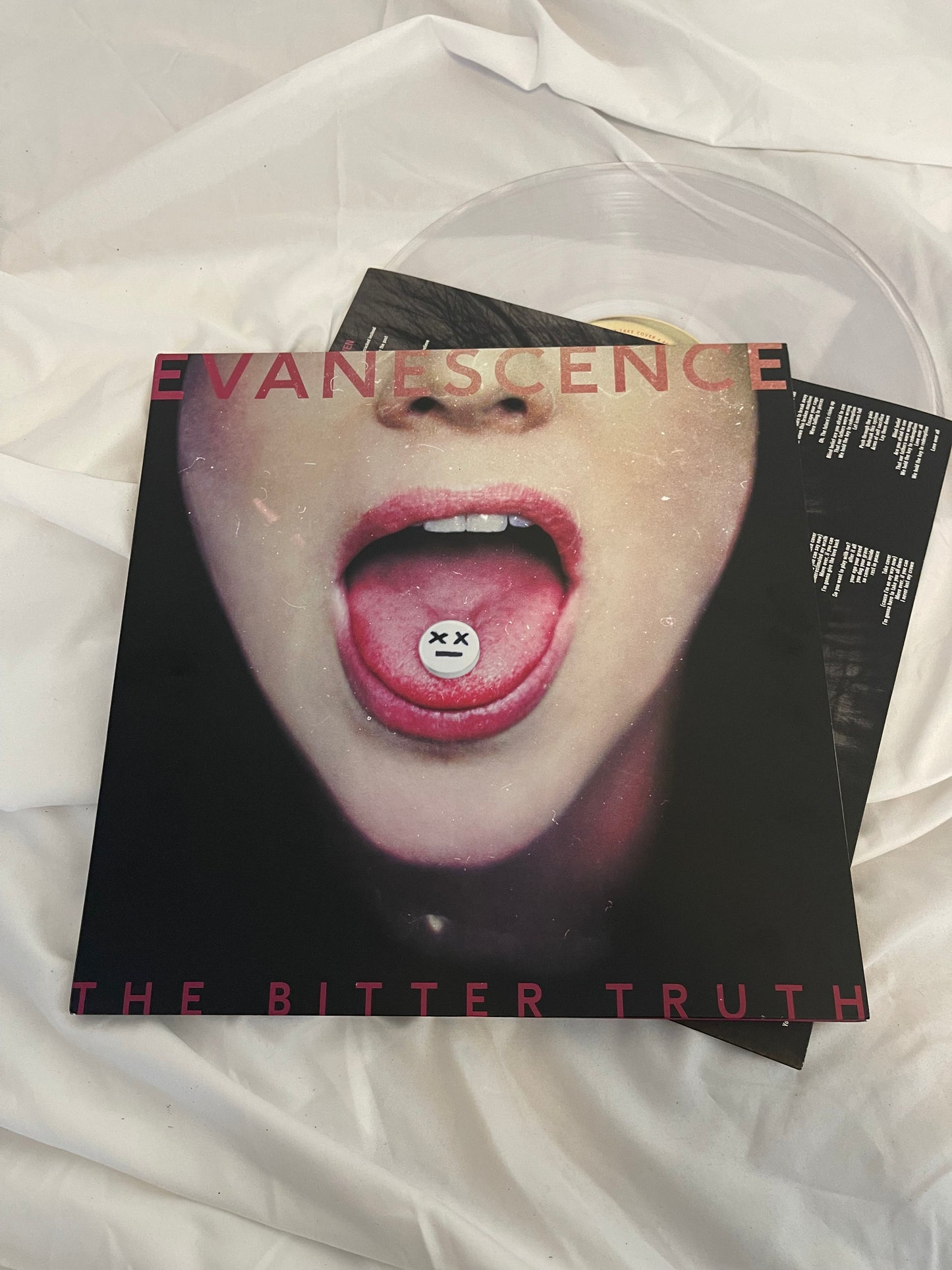 Evanescence - The Bitter Truth (indie exclusive clear vinyl)