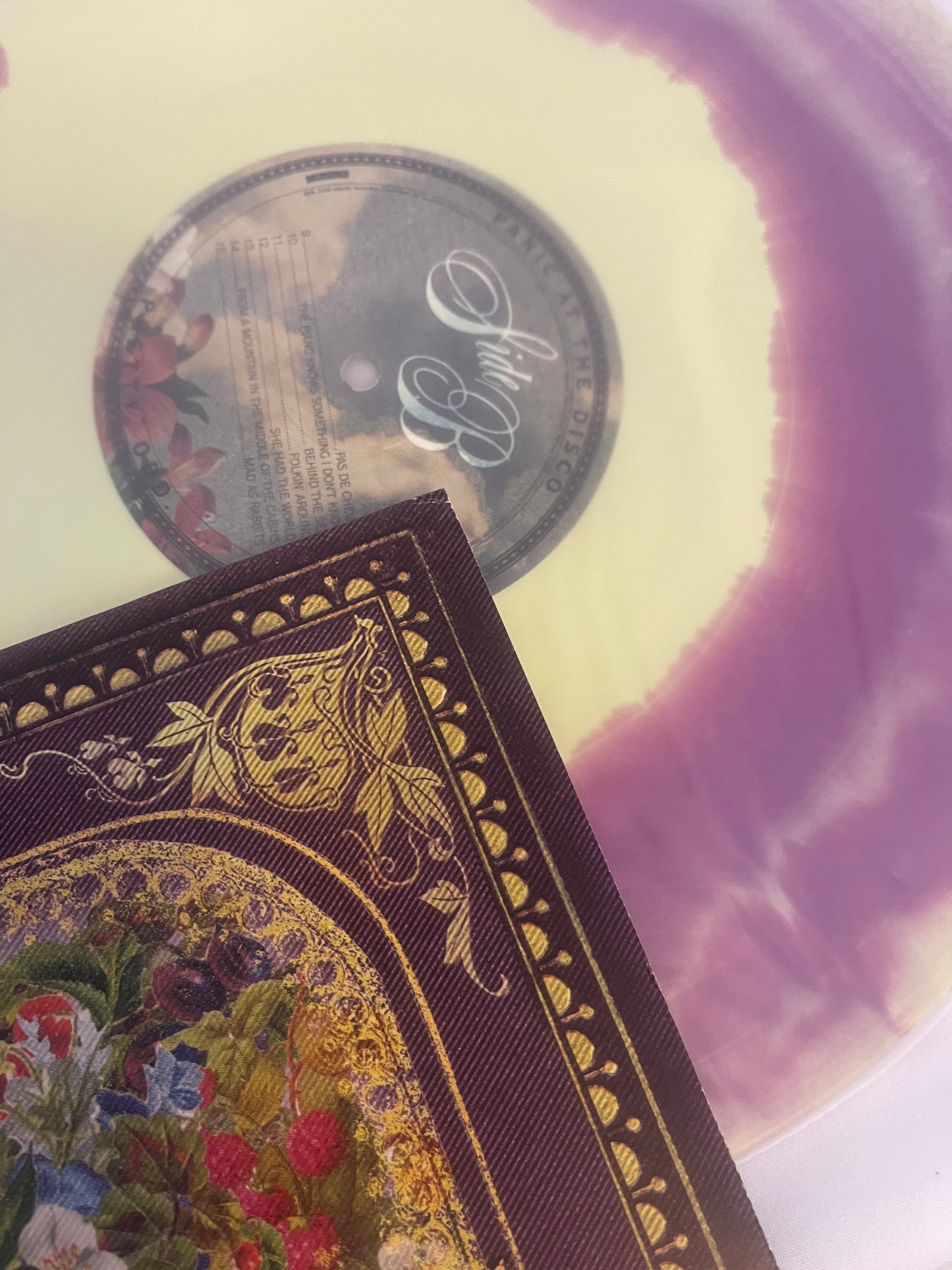 Panic! At The Disco - Pretty. Odd. (Hot Topic exclusive purple/yellow swirl vinyl)