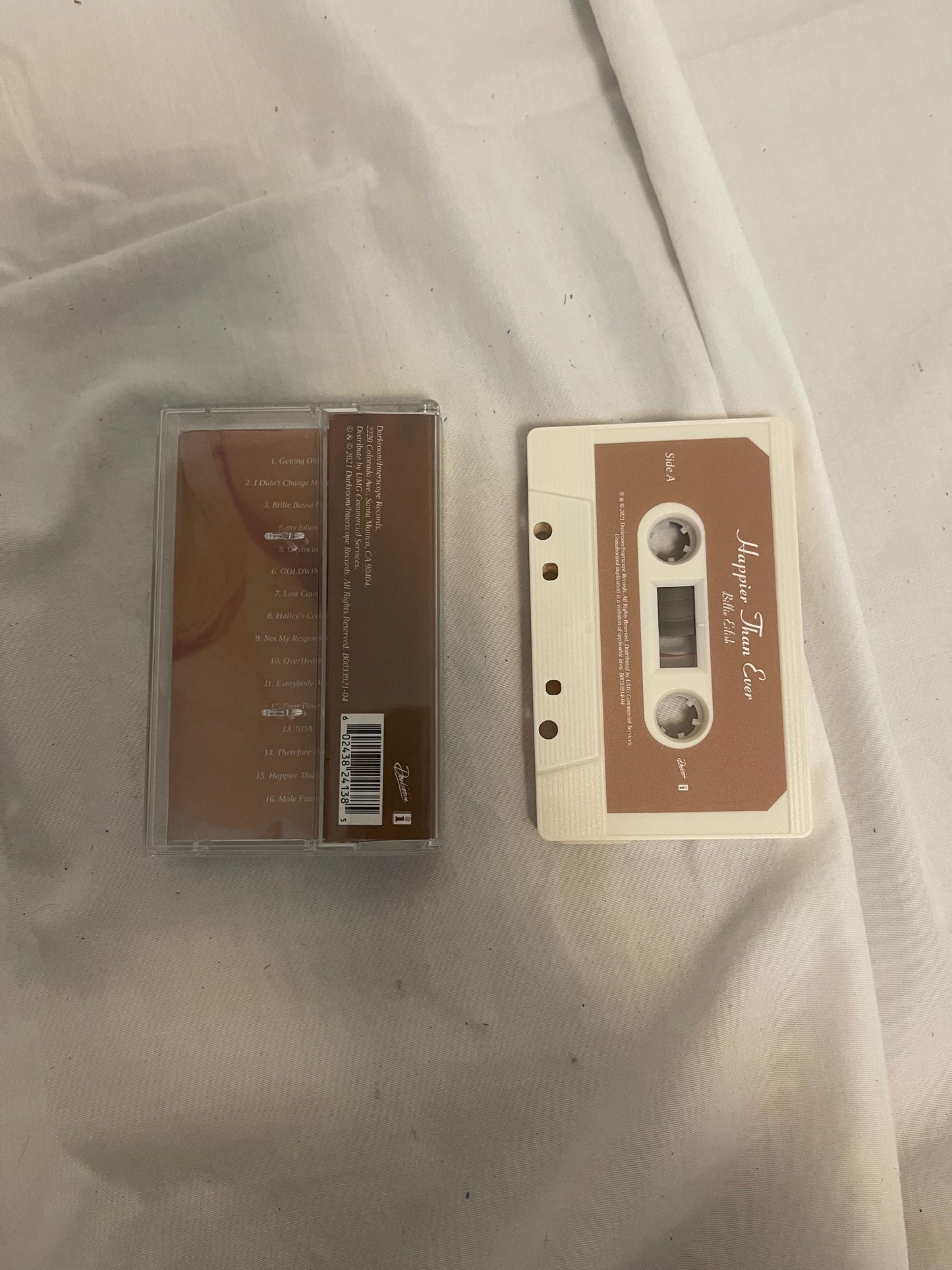 Billie Eilish - Happier Than Ever (exclusive magnolia white cassette)