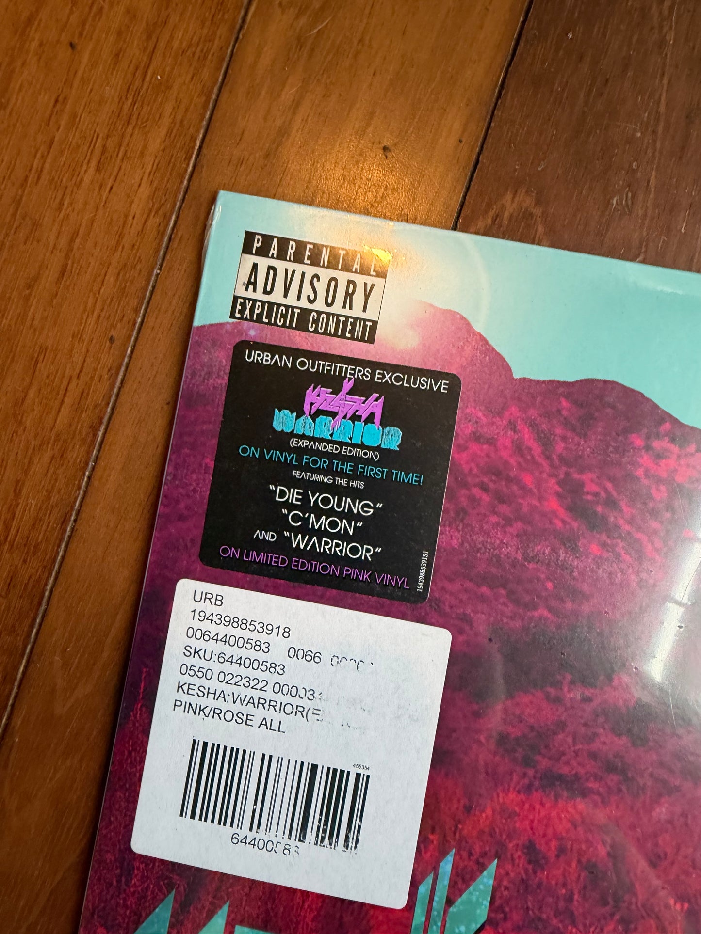 Kesha - Warrior (Urban Outfitters exclusive pink vinyl)