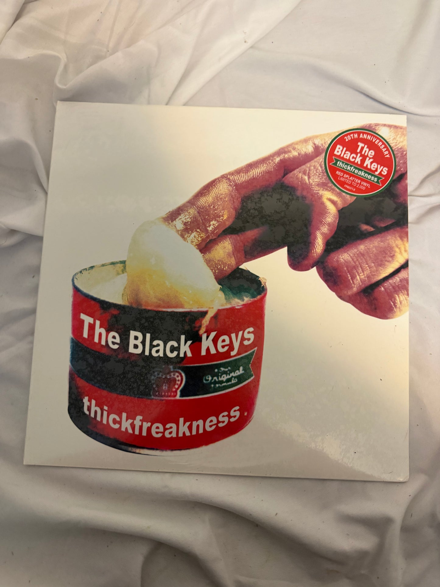 The Black Keys - Thickfreakness (exclusive 20th anniversary red splatter vinyl)