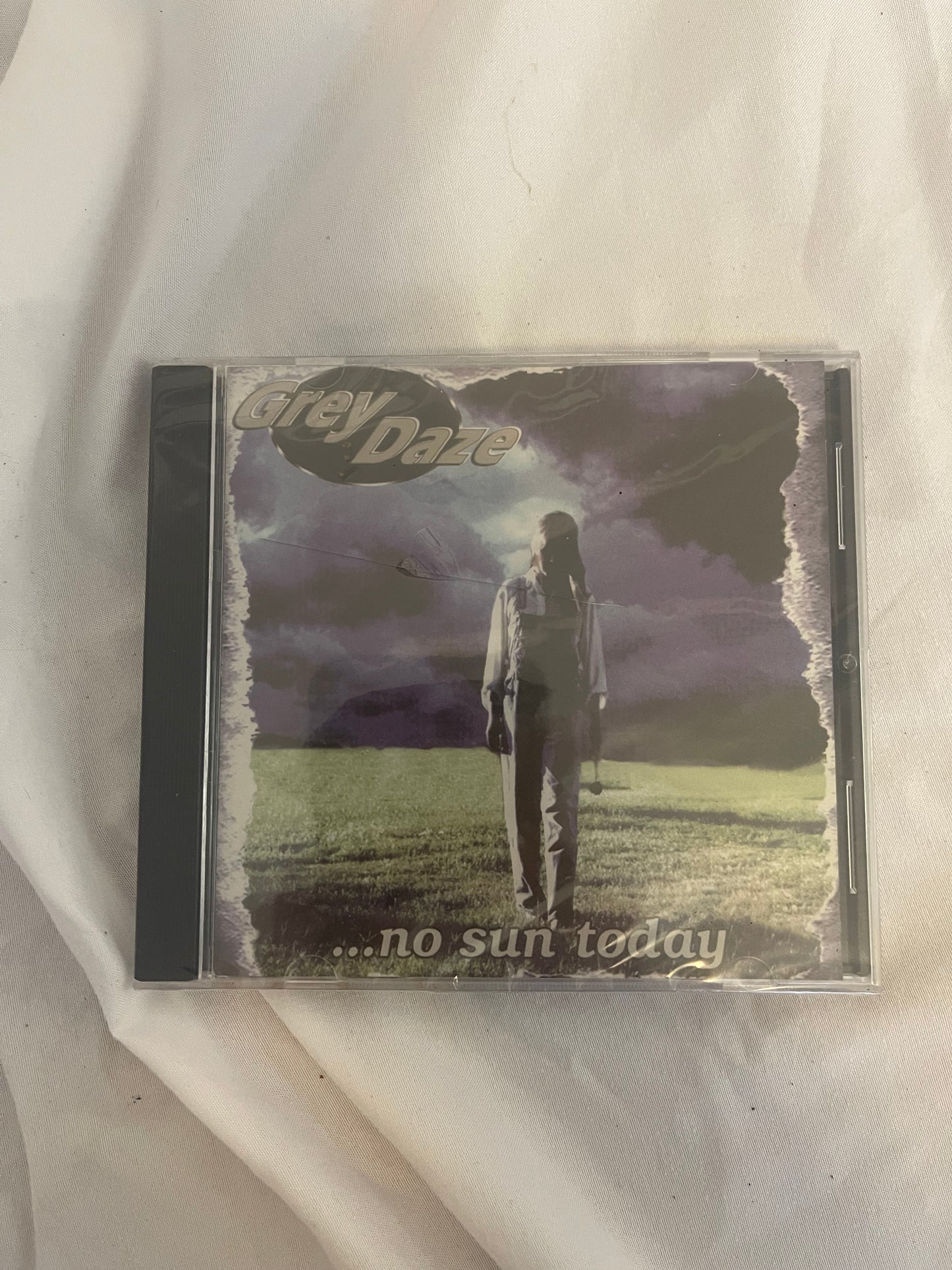 Grey Daze - No Sun Today (Revolver exclusive CD)