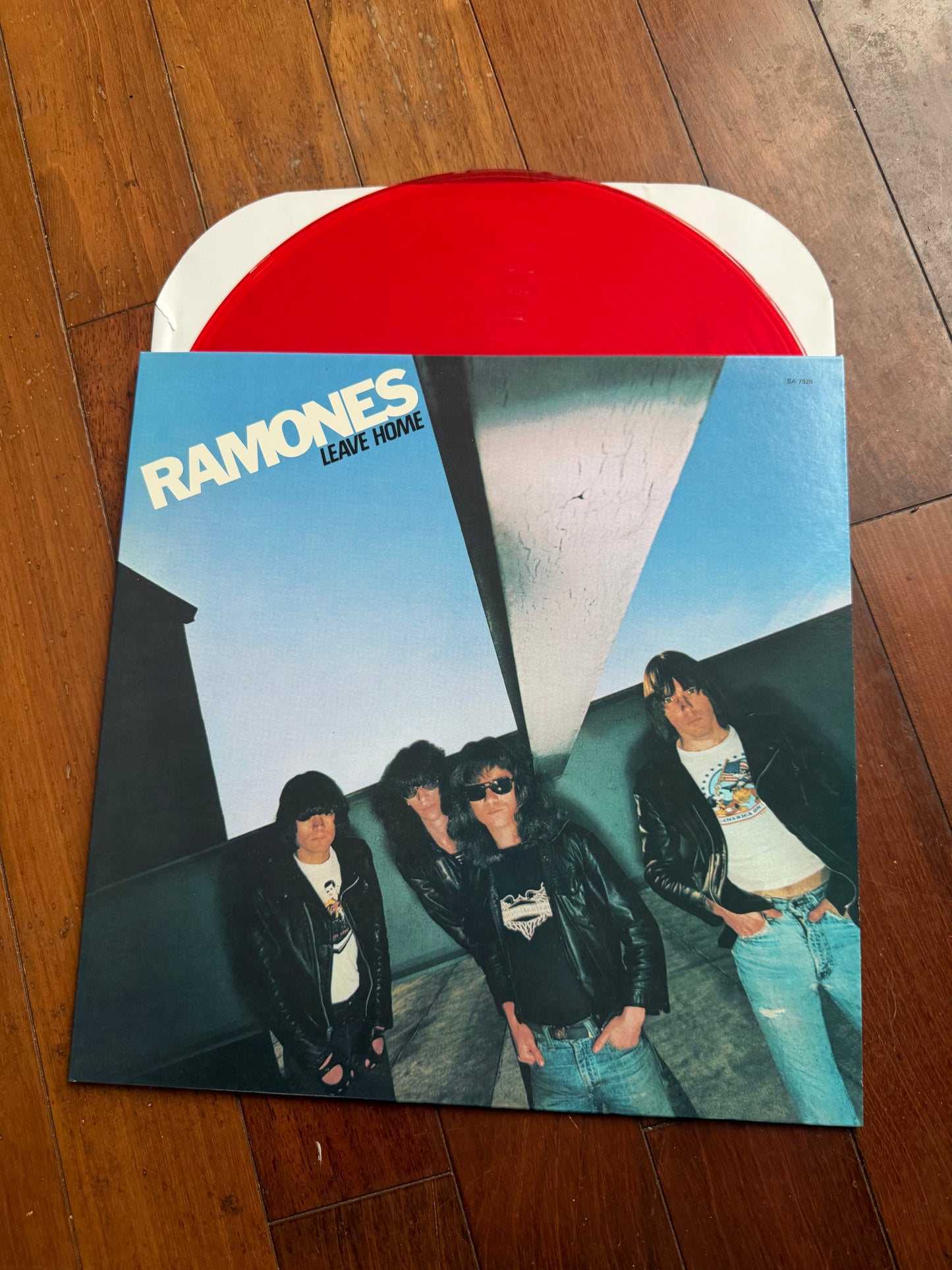 The Ramones - Leave Home (exclusive red vinyl)