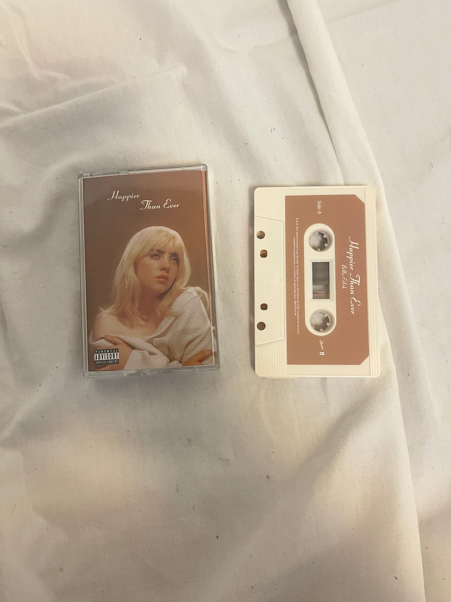 Billie Eilish - Happier Than Ever (exclusive magnolia white cassette)