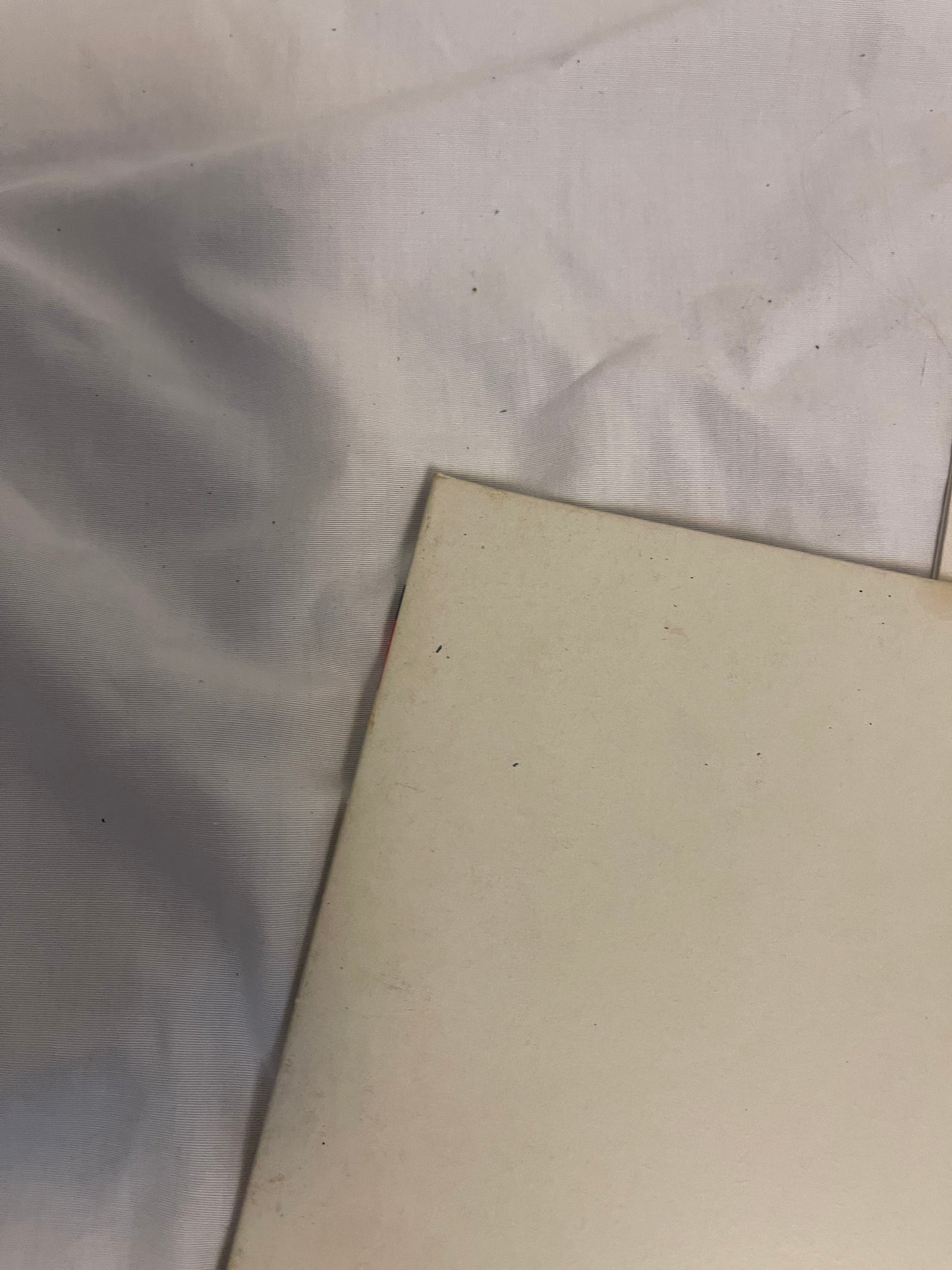 I DON’T KNOW HOW BUT THEY FOUND ME - Razzmatazz (exclusive Bone vinyl)