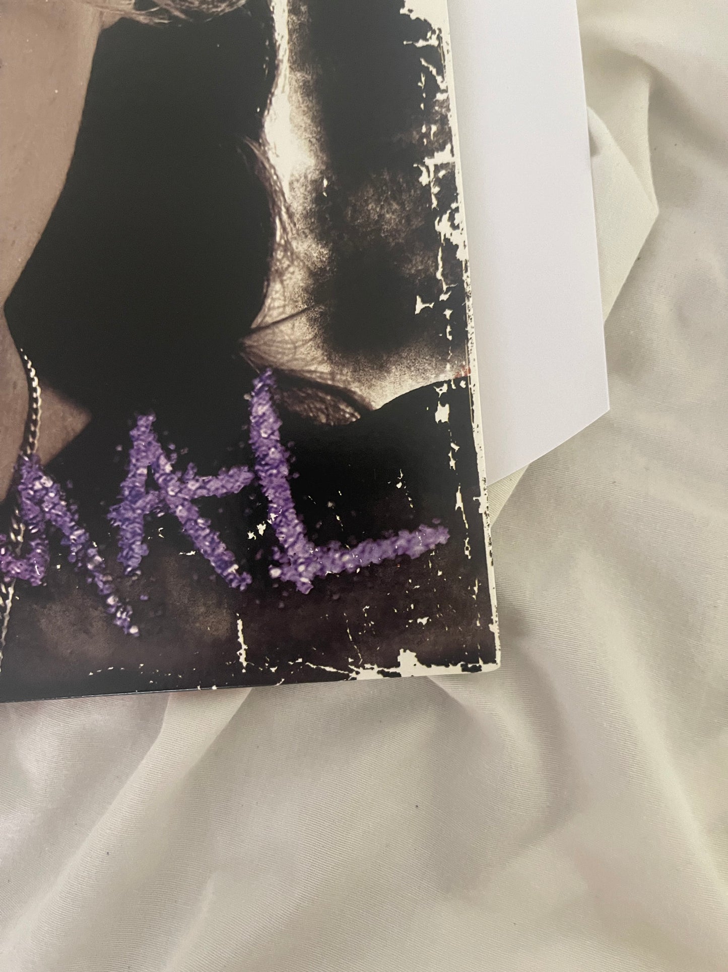 Kesha - Animal (Webstore exclusive clear with gold and black swirl vinyl)