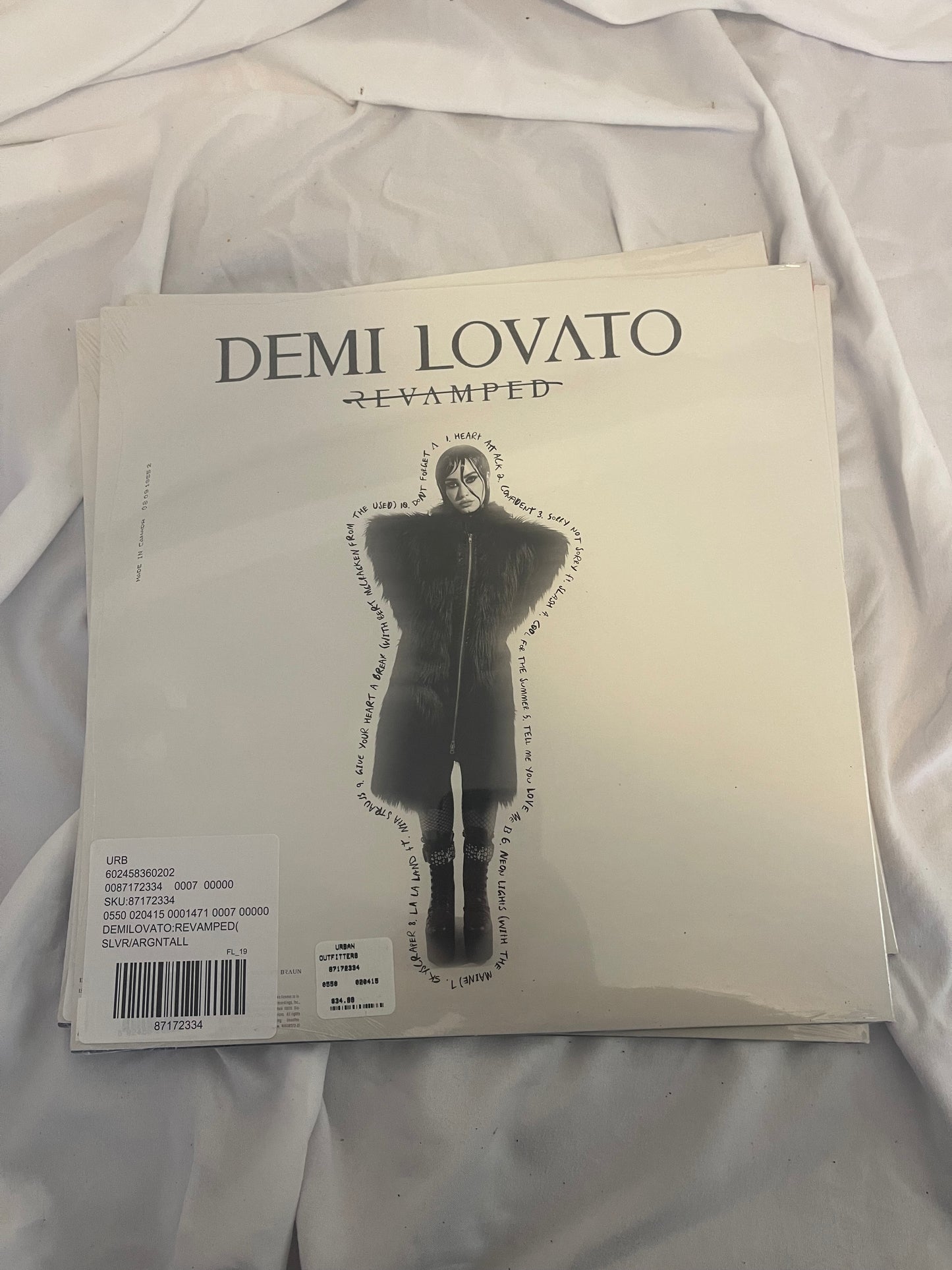 Demi Lovato - Revamped (Urban Outfitters exclusive silver vinyl)