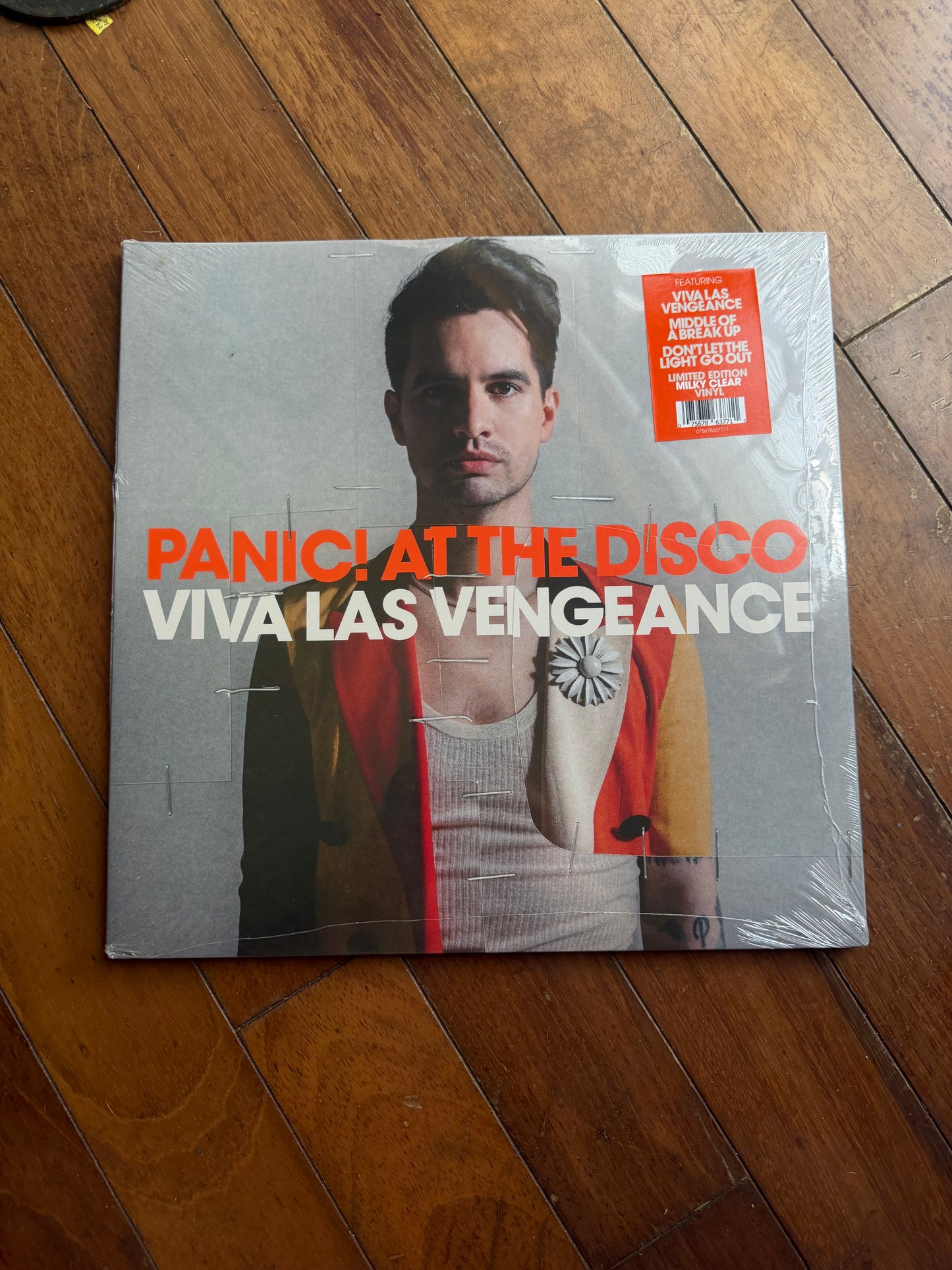 Panic! At The Disco - Viva Las Vengeance (webstore exclusive milky clear vinyl)