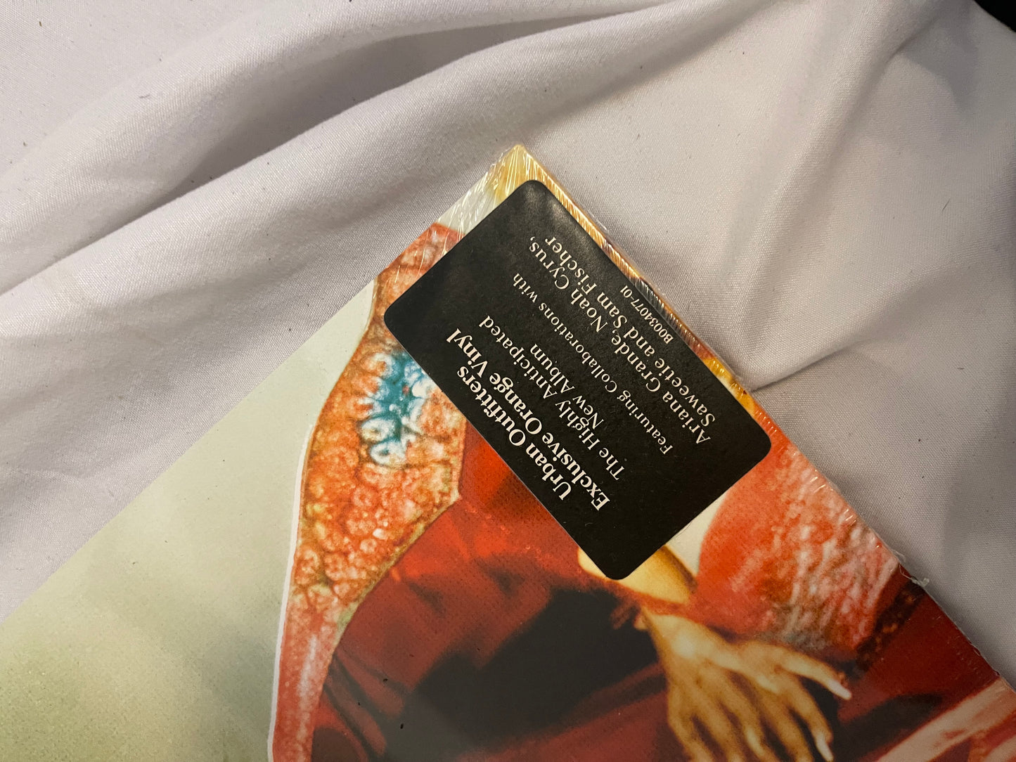 Demi Lovato - Dancing With The Devil… The Art Of Starting Over (Urban Outfitters exclusive orange vinyl)