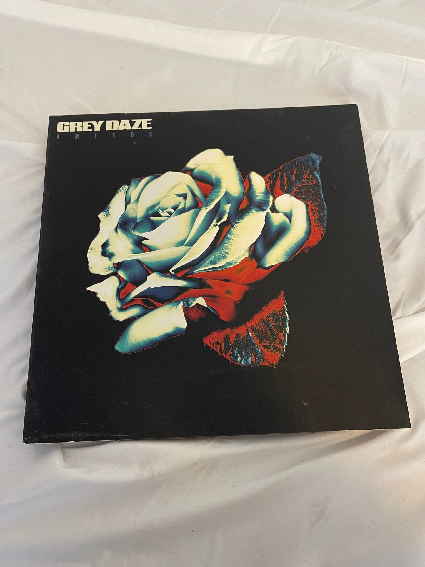 Grey Daze - Amends (exclusive black and white splatter vinyl box set)