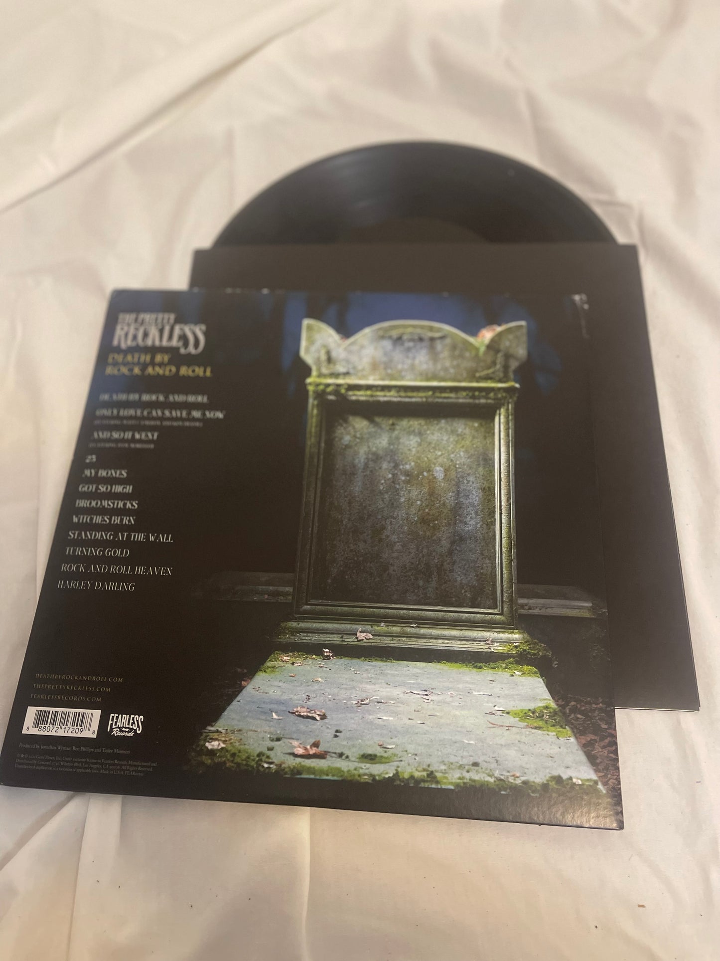 The Pretty Reckless - Death by Rock and Roll (exclusive black ice vinyl)