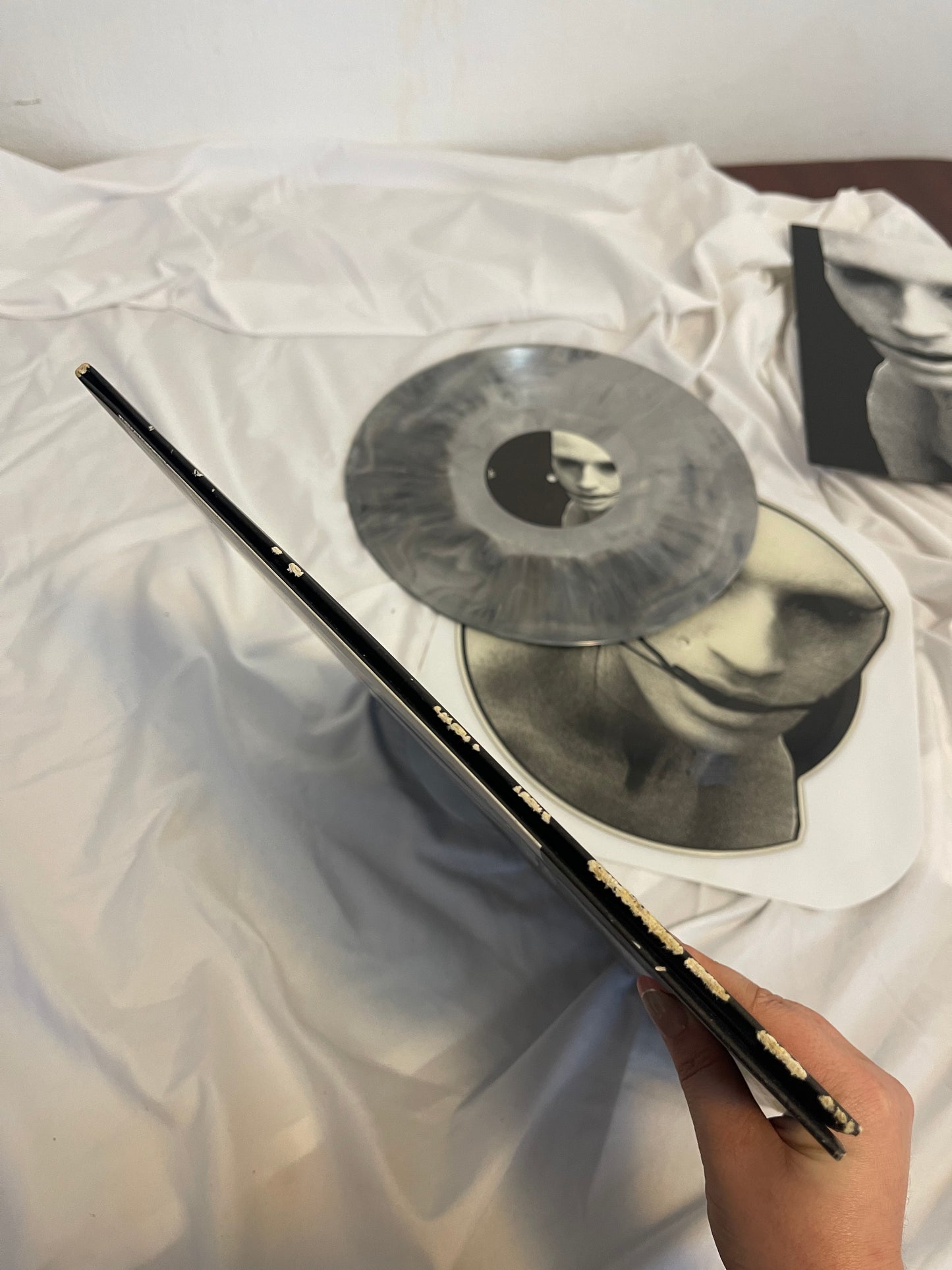 Poppy - I Disagree (More) (Sumerian exclusive black and white marble vinyl)