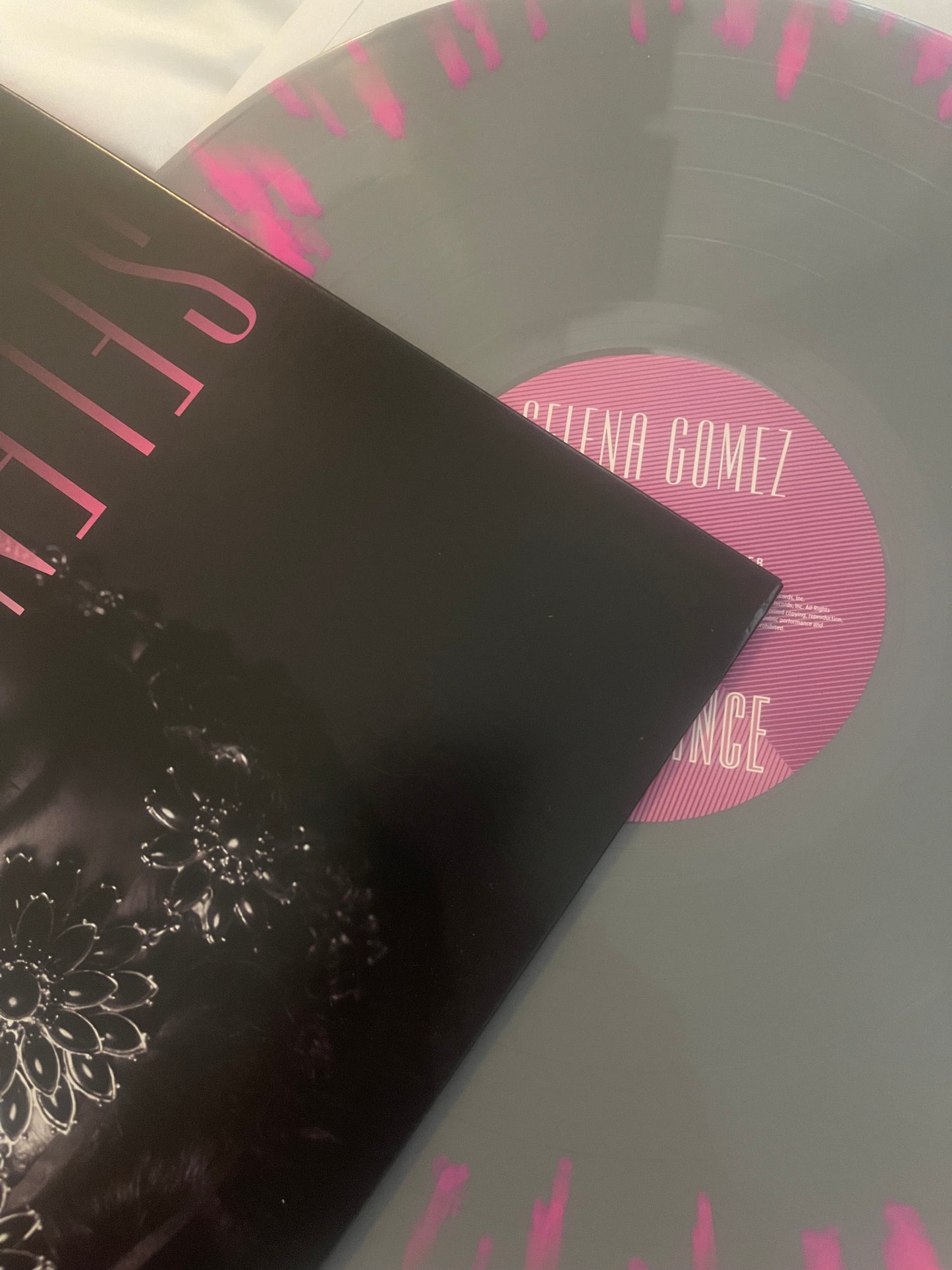 Selena Gomez - Stars Dance (Urban Outfitters exclusive grey with pink splatter vinyl)