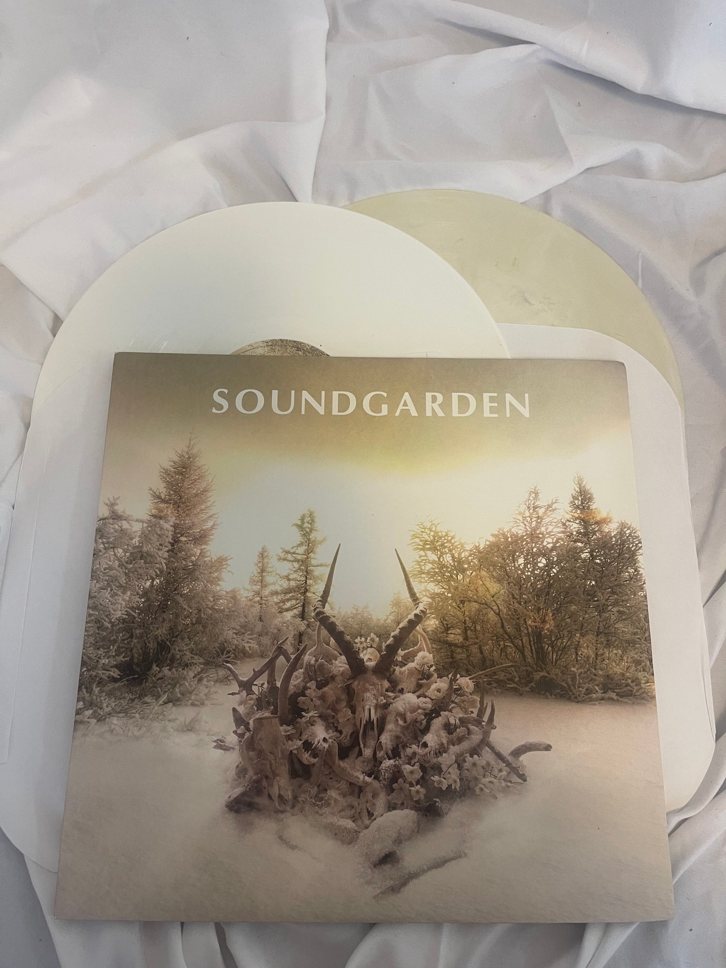 Soundgarden - King Animal (35th anniversary white and buttercream vinyl)