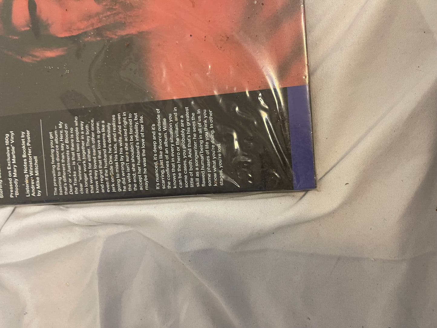 Willie Nelson - Phases And Stages (Vinyl Me Please exclusive Bloody Mary red with black Marble vinyl)