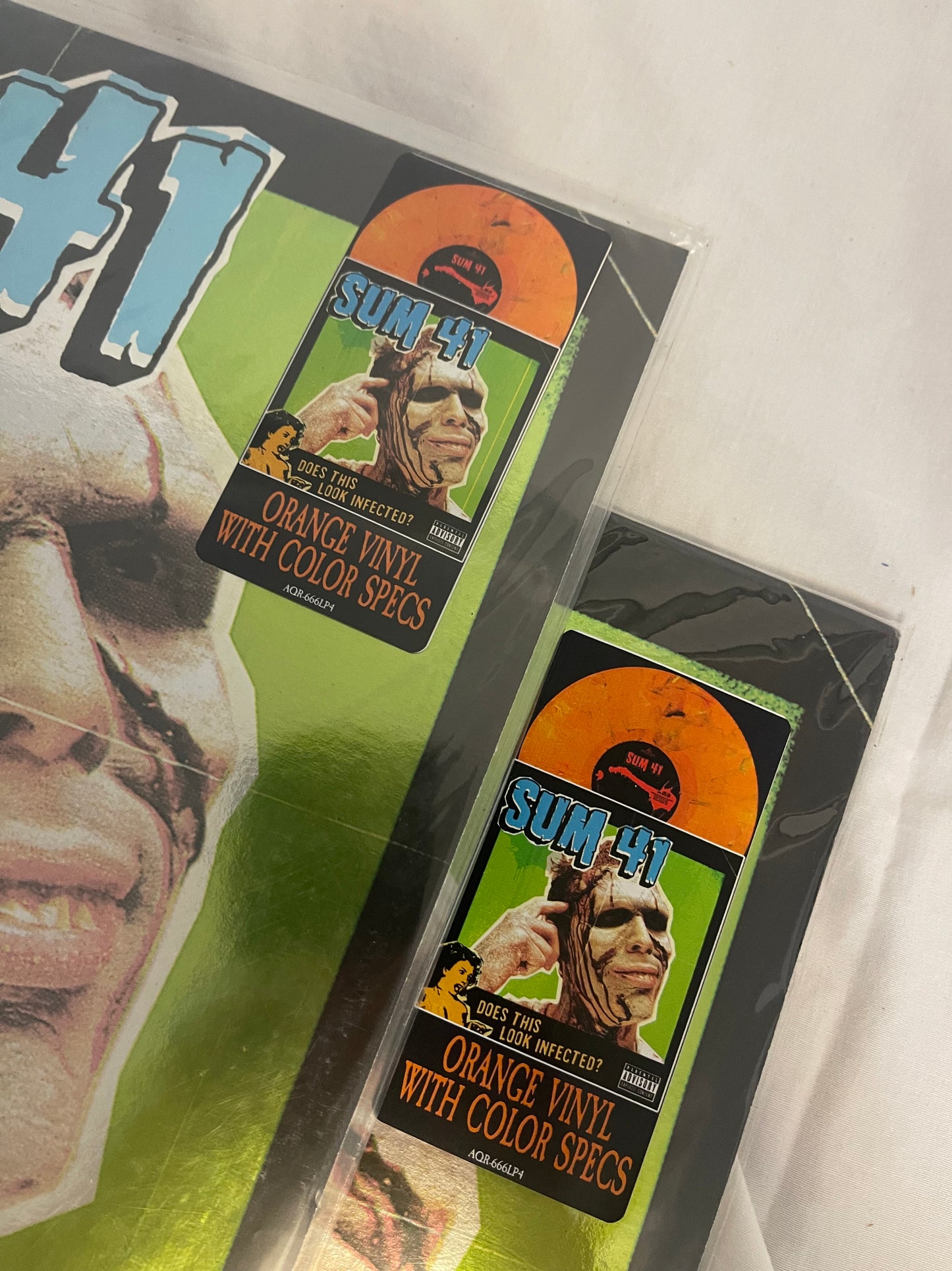 Sum 41 - Does This Look Infected? (Record Store Day Black Friday Canada exclusive orange with color specs vinyl)