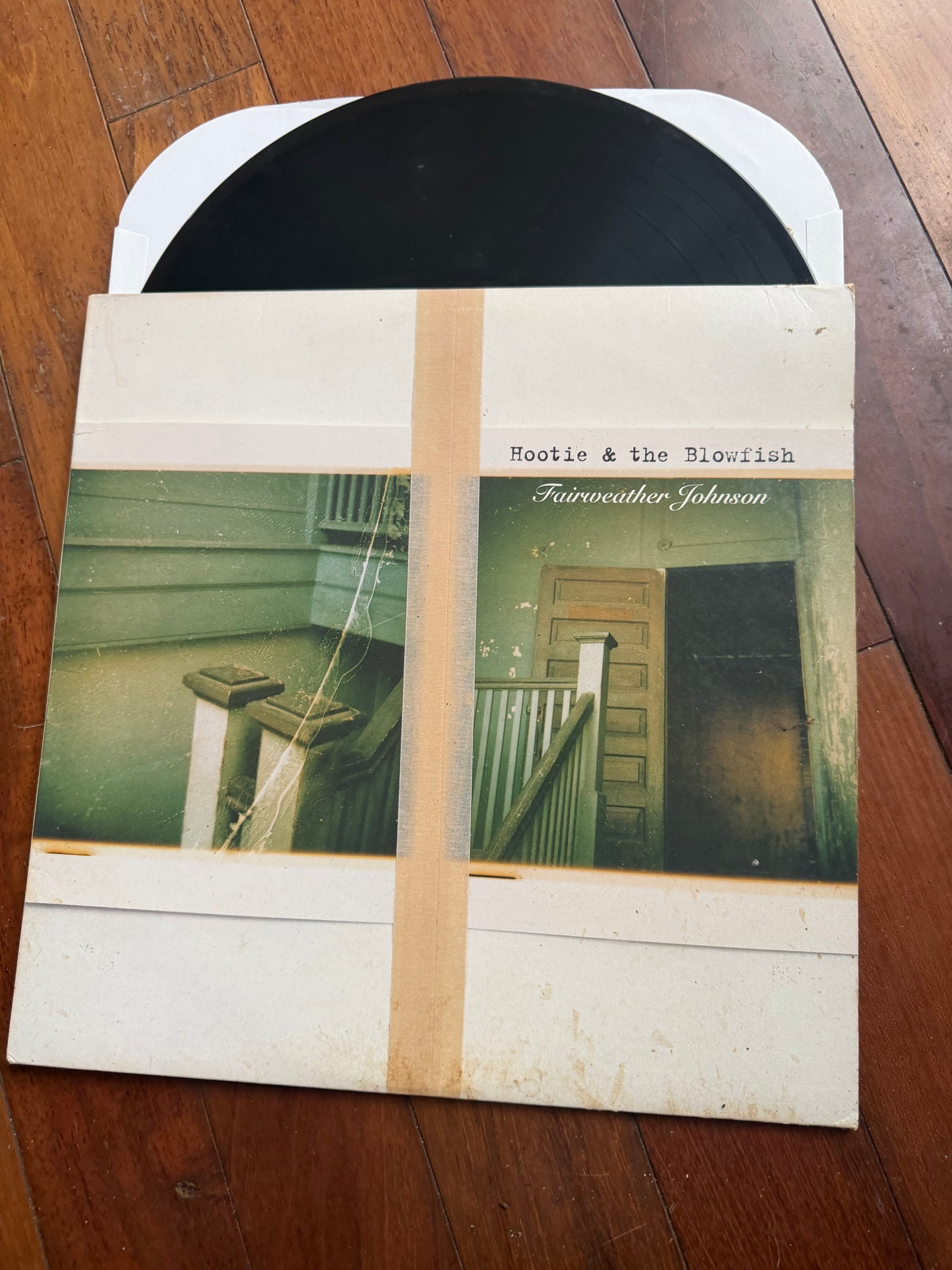 Hootie & The Blowfish - Fairweather Johnson (standard black vinyl)