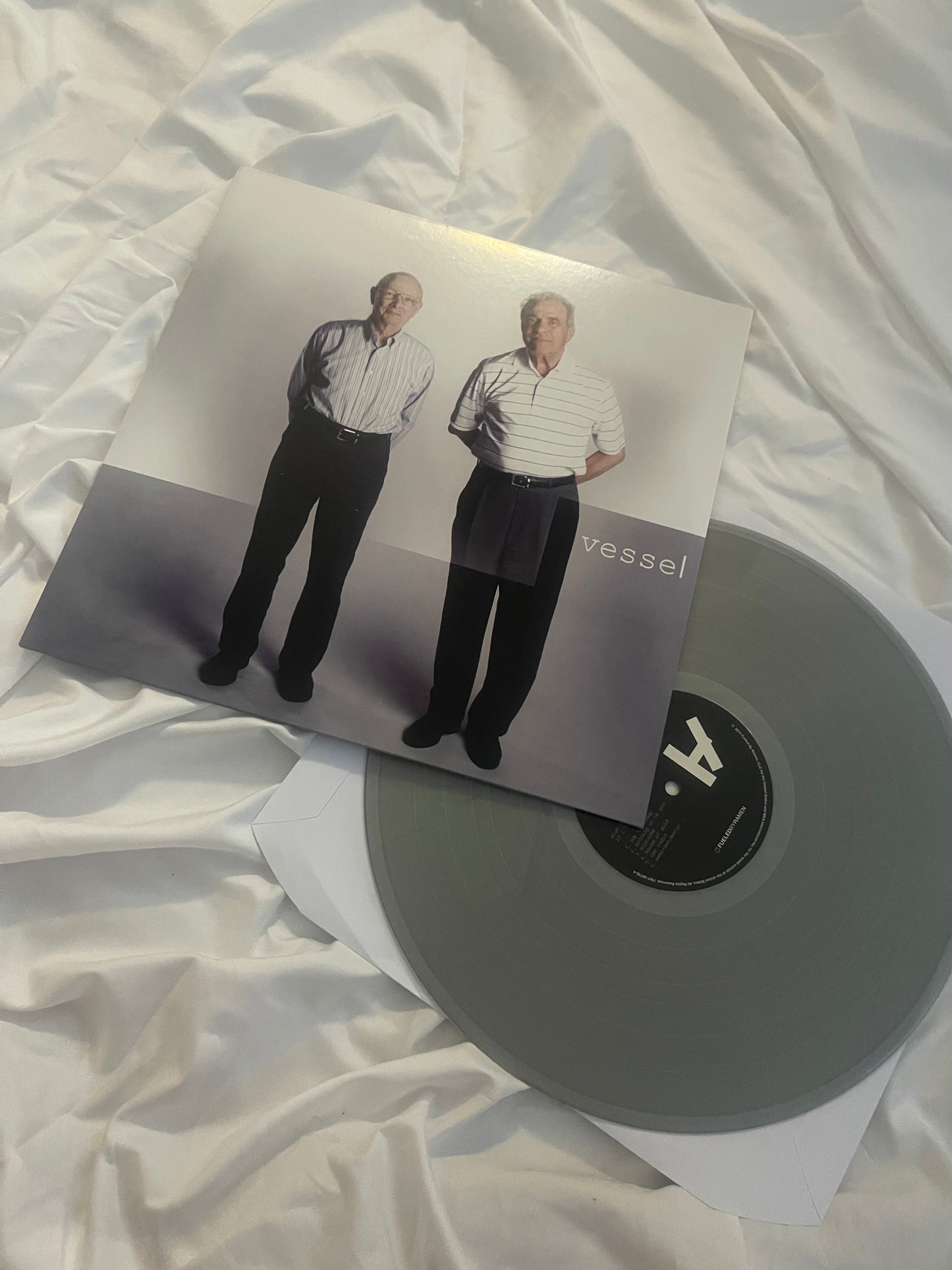 Twenty One Pilots - Vessel (FBR 25 exclusive silver vinyl)