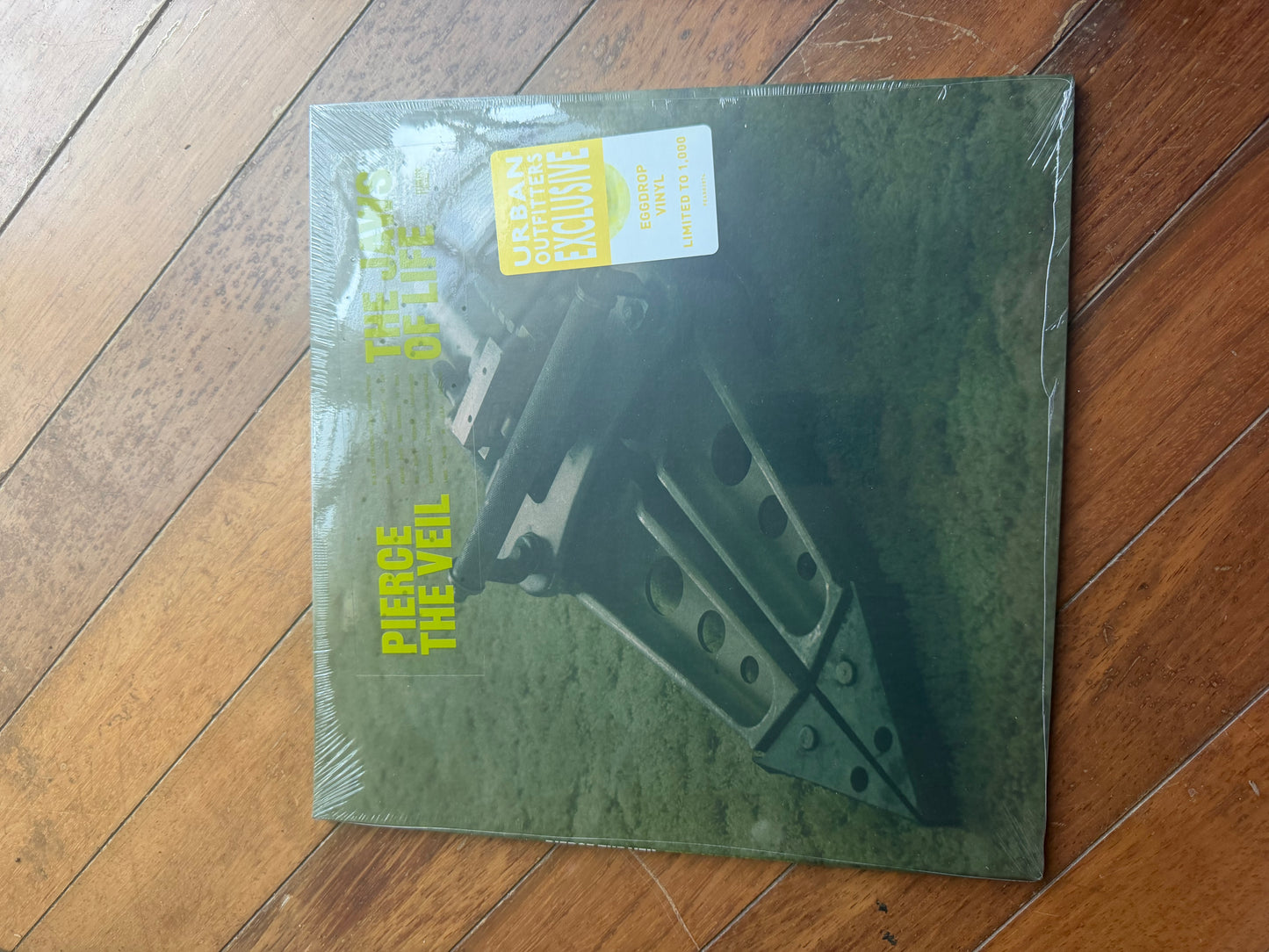 Pierce The Veil - The Jaws Of Life (Urban Outfitters exclusive eggdrop vinyl)