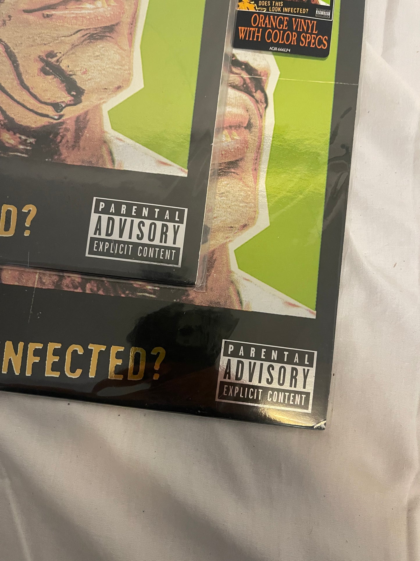 Sum 41 - Does This Look Infected? (Record Store Day Black Friday Canada exclusive orange with color specs vinyl)