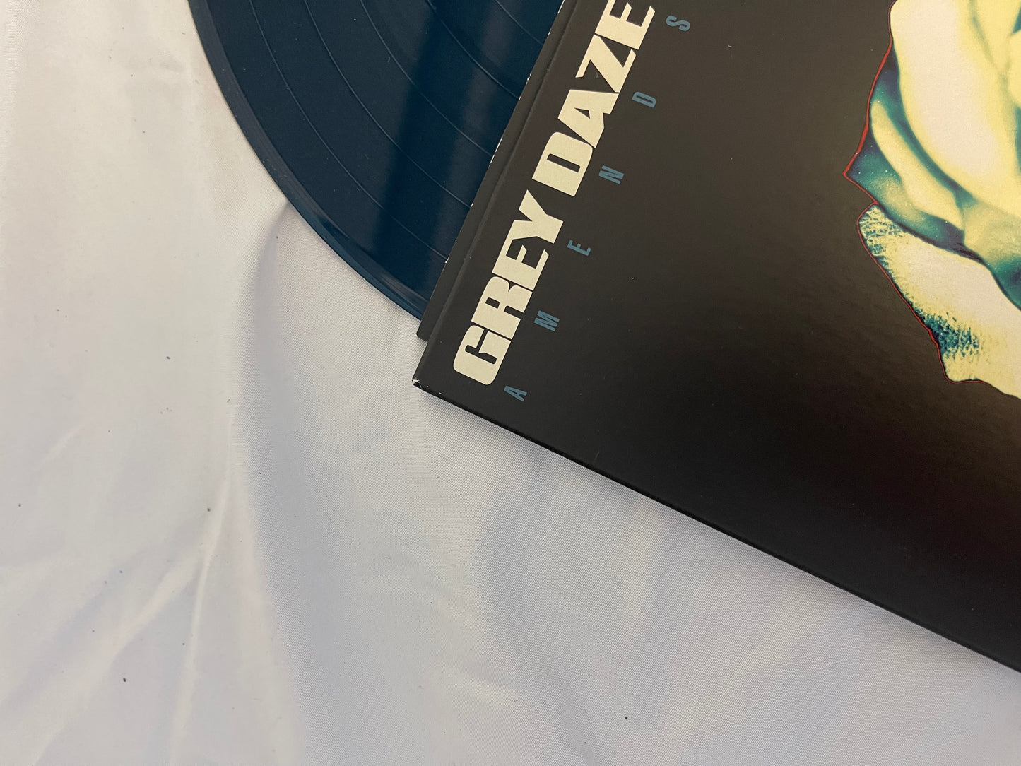 Grey Daze - Amends (exclusive translucent sea blue vinyl)