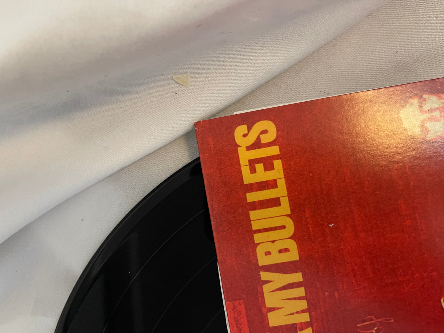 Lynyrd Skynyrd - Gimme Back My Bullets (The Sound Of Vinyl exclusive red/black split vinyl)