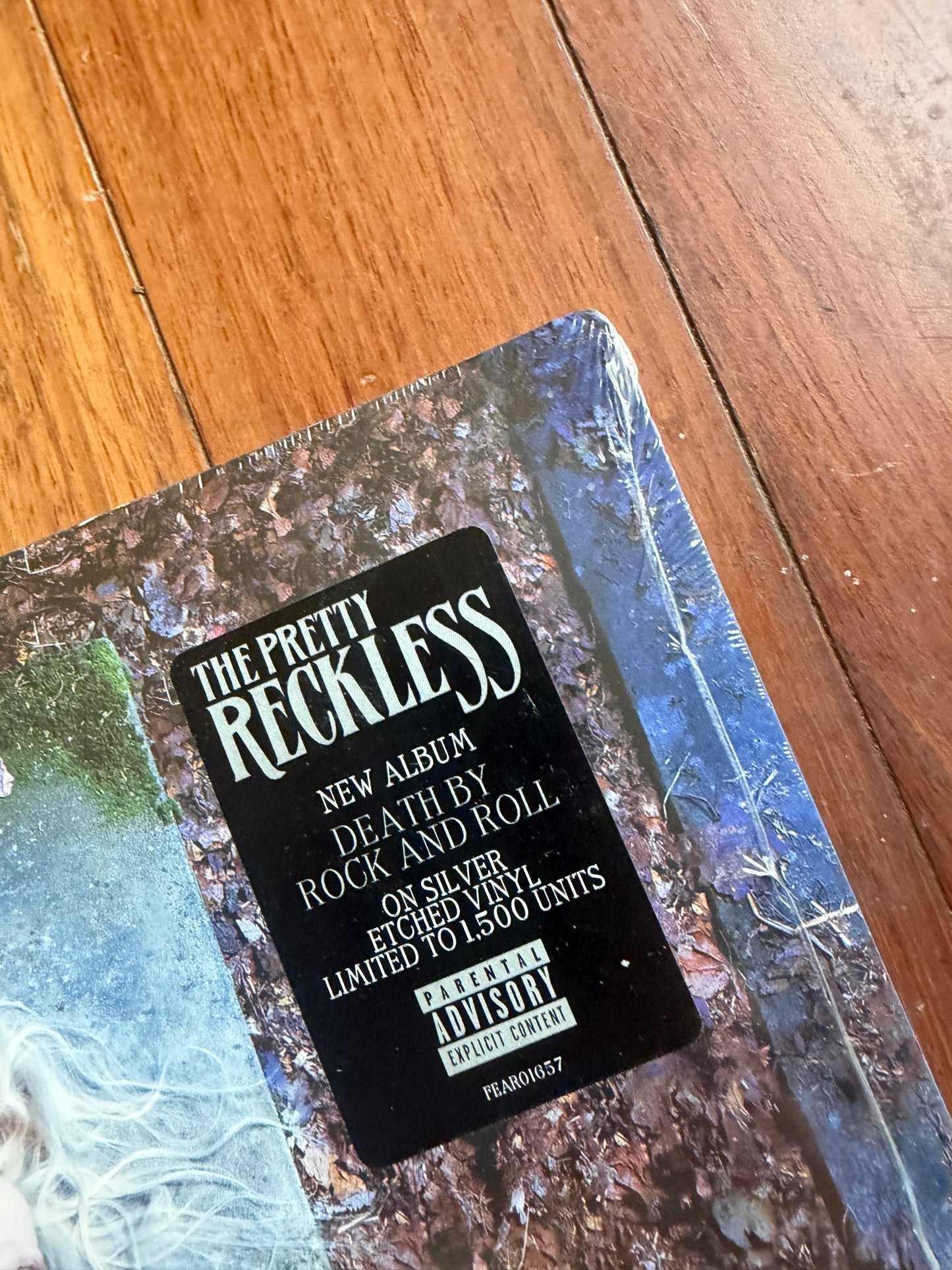 The Pretty Reckless - Death By Rock And Roll (indie exclusive silver vinyl)