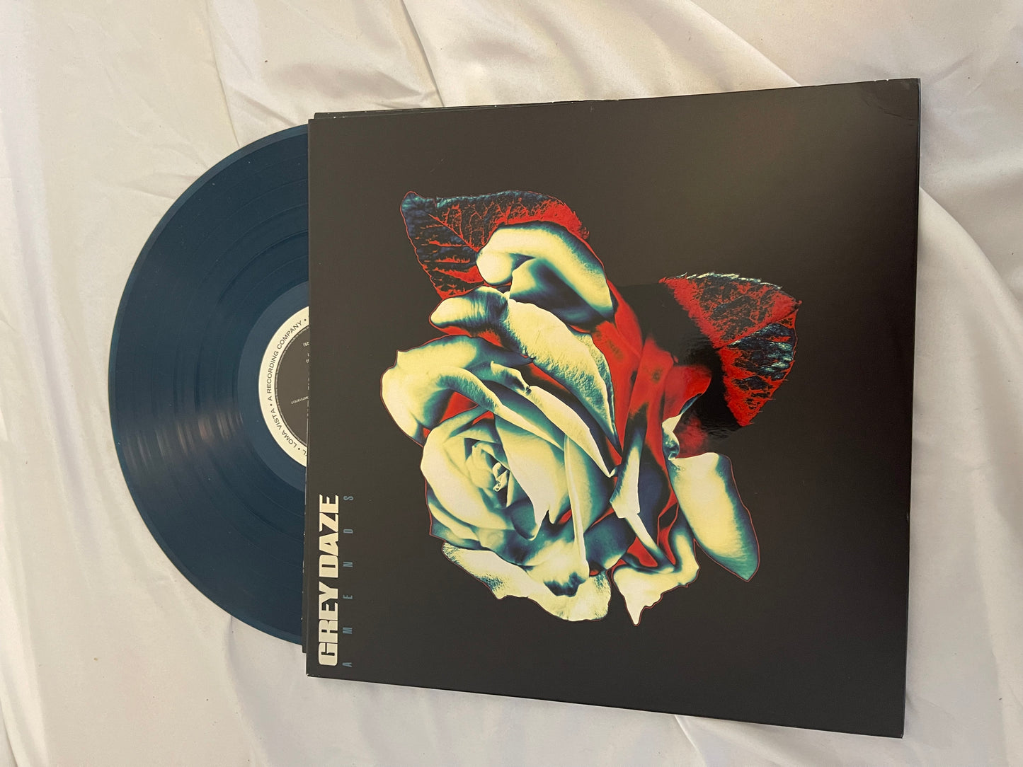 Grey Daze - Amends (exclusive translucent sea blue vinyl)