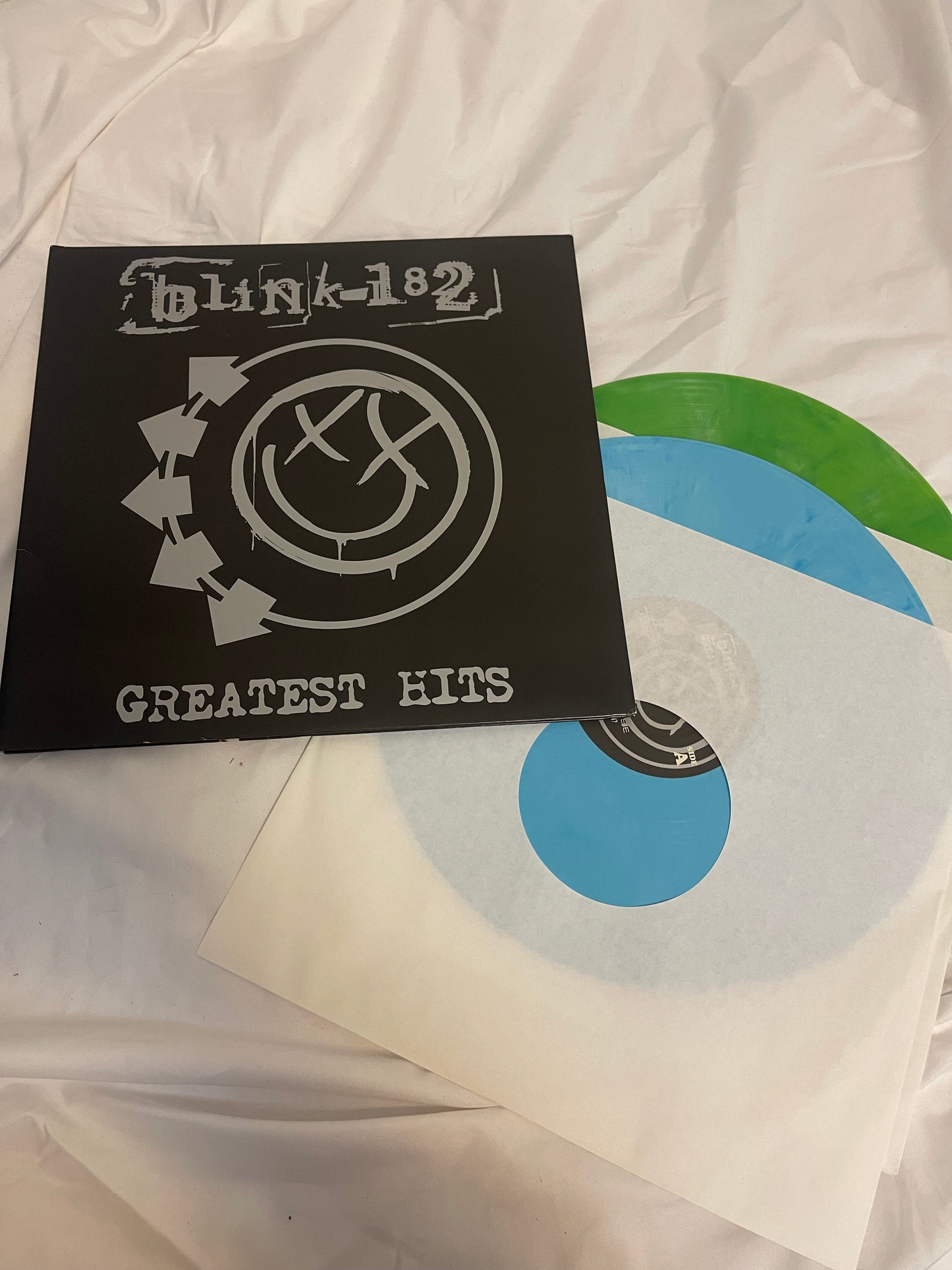 Blink 182 - Greatest Hits (Target exclusive Aqua blue opaque and leaf green marble vinyl)