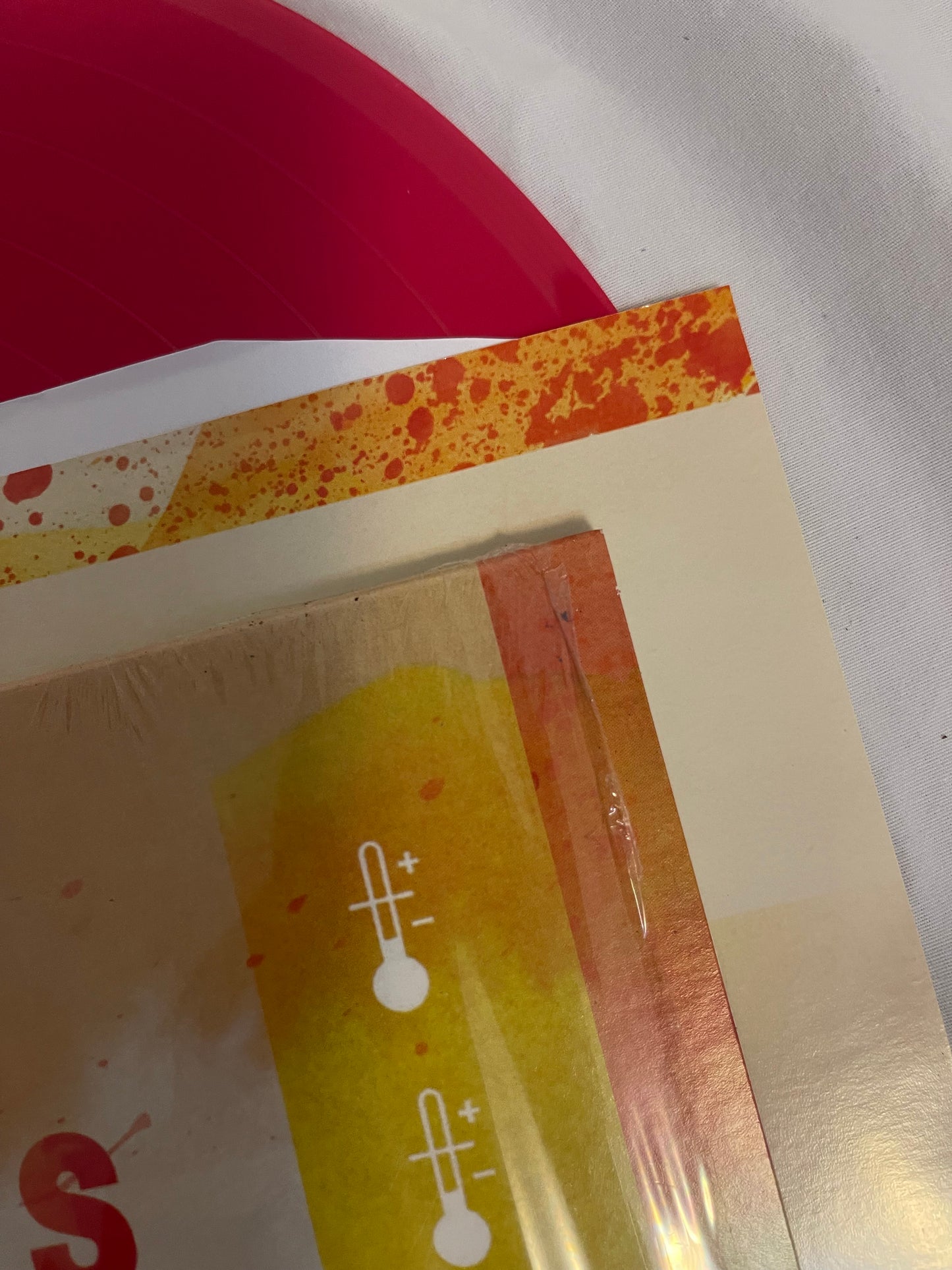 Boys Like Girls - Love Drunk (webstore exclusive Magenta red vinyl)